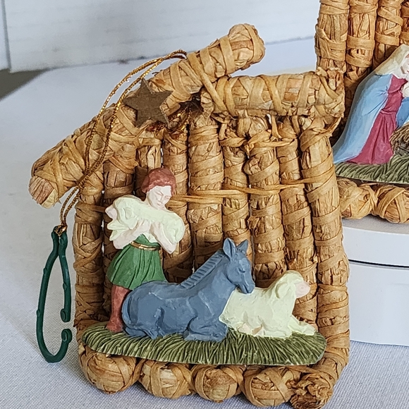 Set of Christmas Nativity Scene Ornament Set Wicker Creche with Resin Figures - Picture 3 of 8